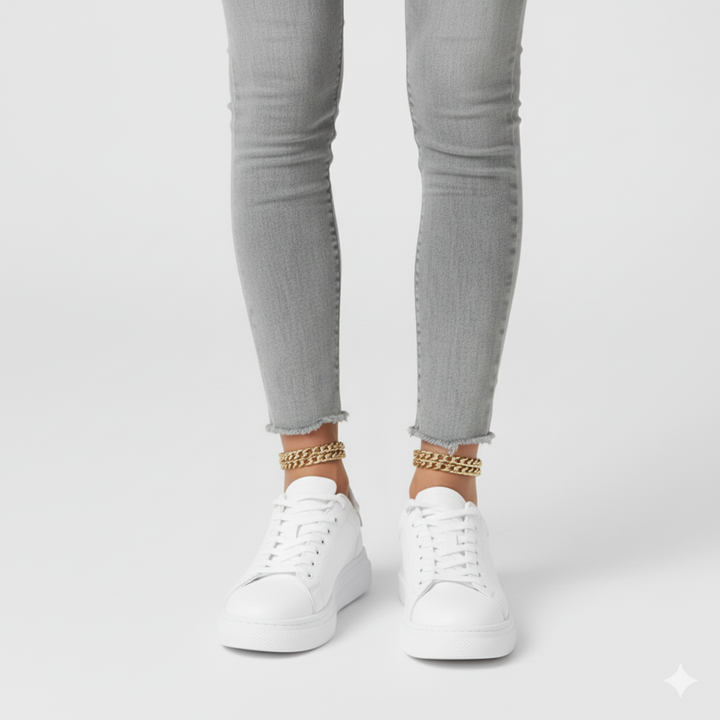 Scarpe da donna con lacci bianchi