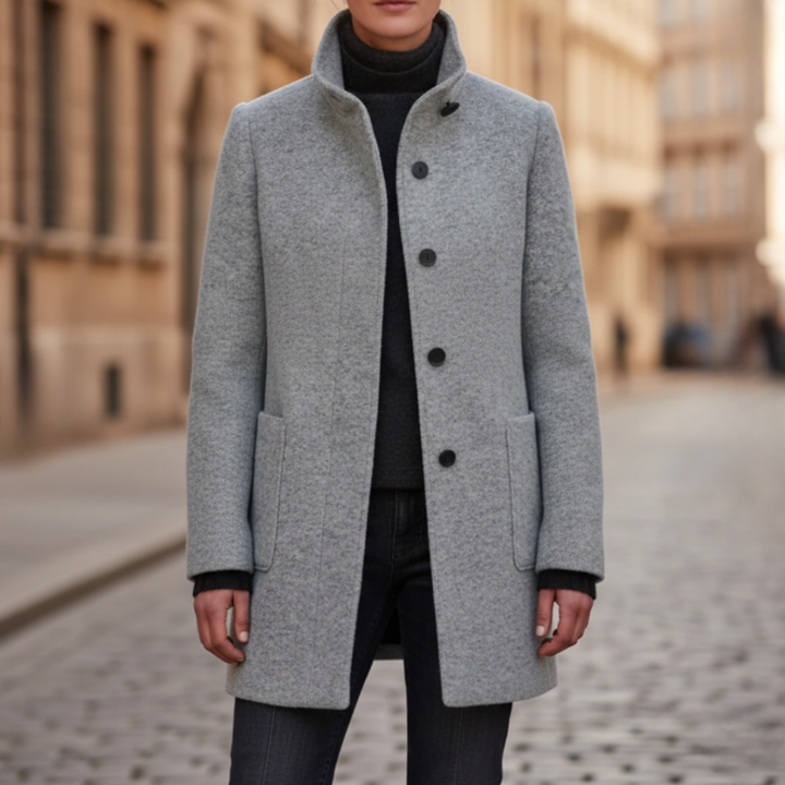 Giacca invernale da donna con cappuccio